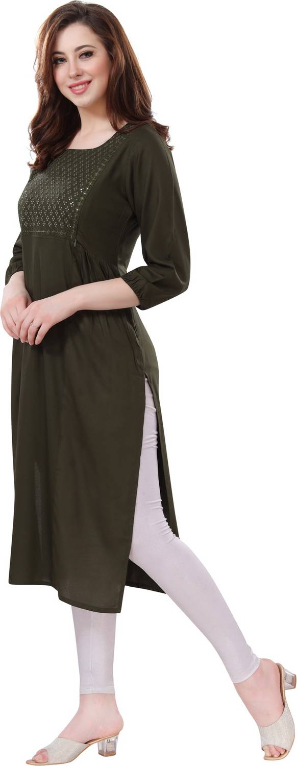 AV2 Women Embellished Straight Kurta