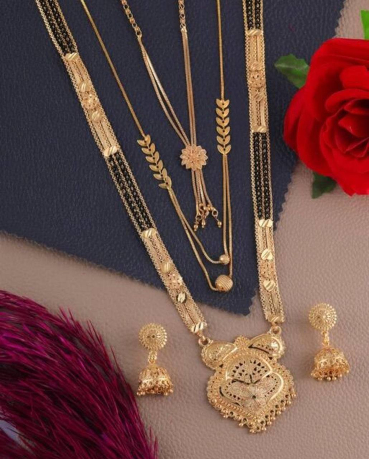 Image of bulsenk Alloy Gold-plated Gold Jewellery Set