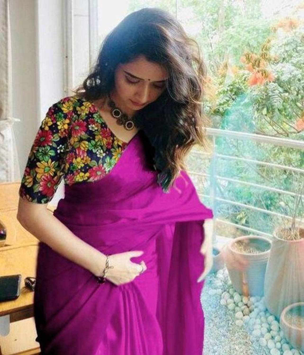 Arpita Fashion Solid/Plain Daily Wear Silk Blend Saree