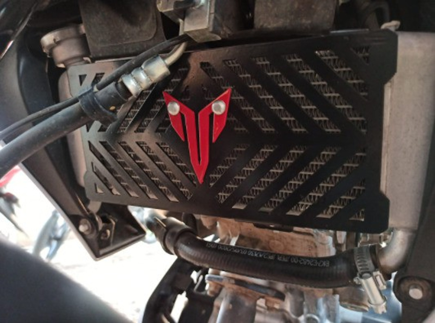 Image of SGTB MT-15 Radiator Guard Red Bike Radiator Guard