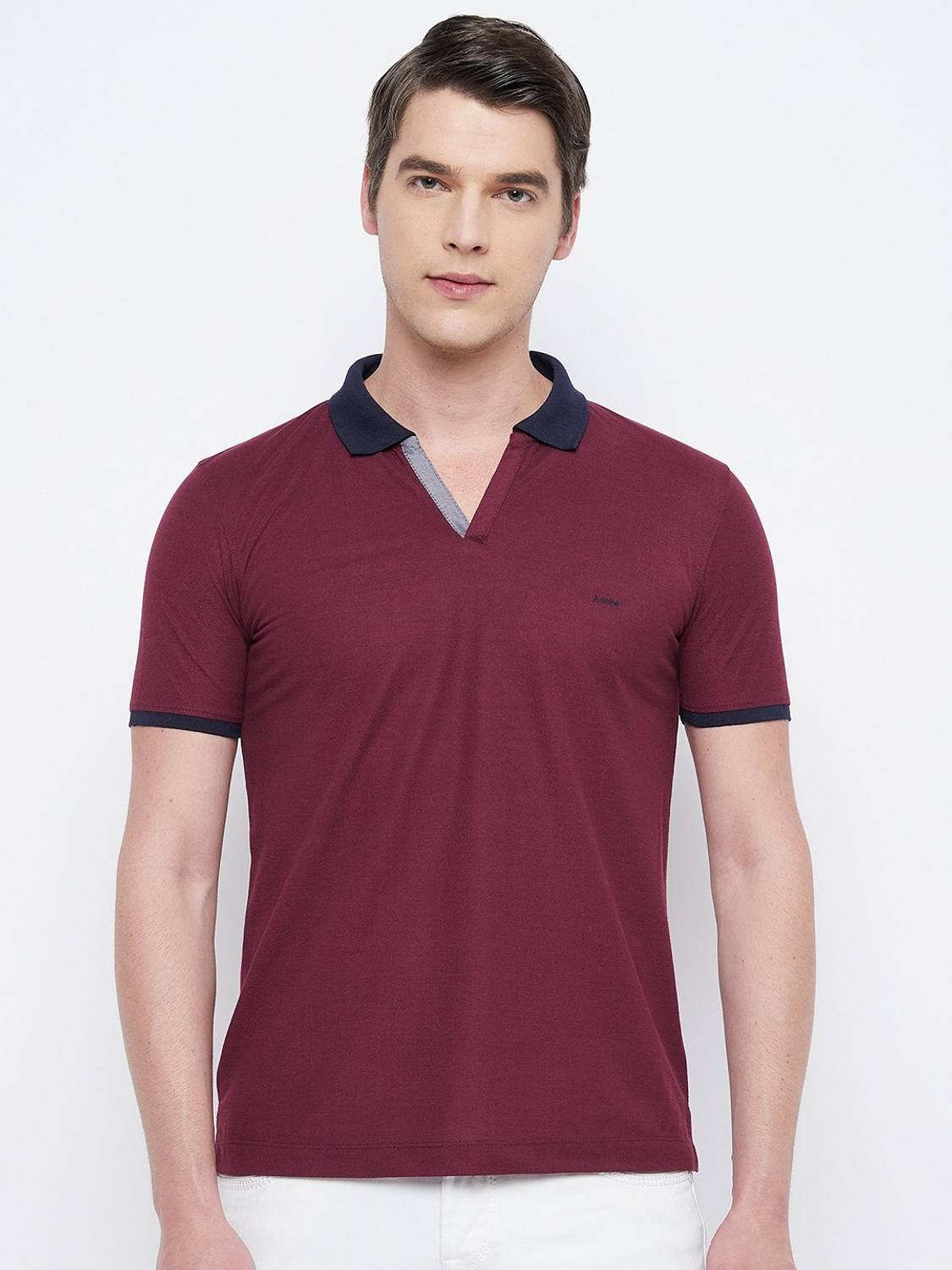 Adobe Solid Men Polo Neck Maroon T-Shirt