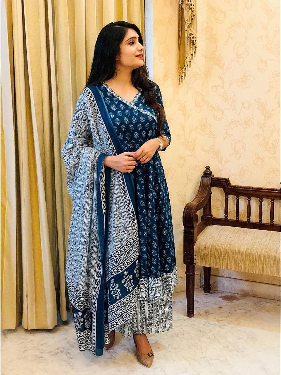 Rekha Tex Fab Women Printed Cotton Rayon Anarkali Kurta (Dark Blu