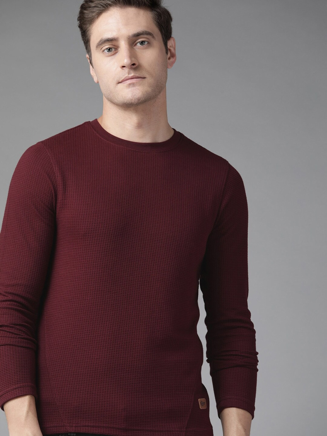 Image of Roadster Solid Men Round Neck Maroon T-Shirt
