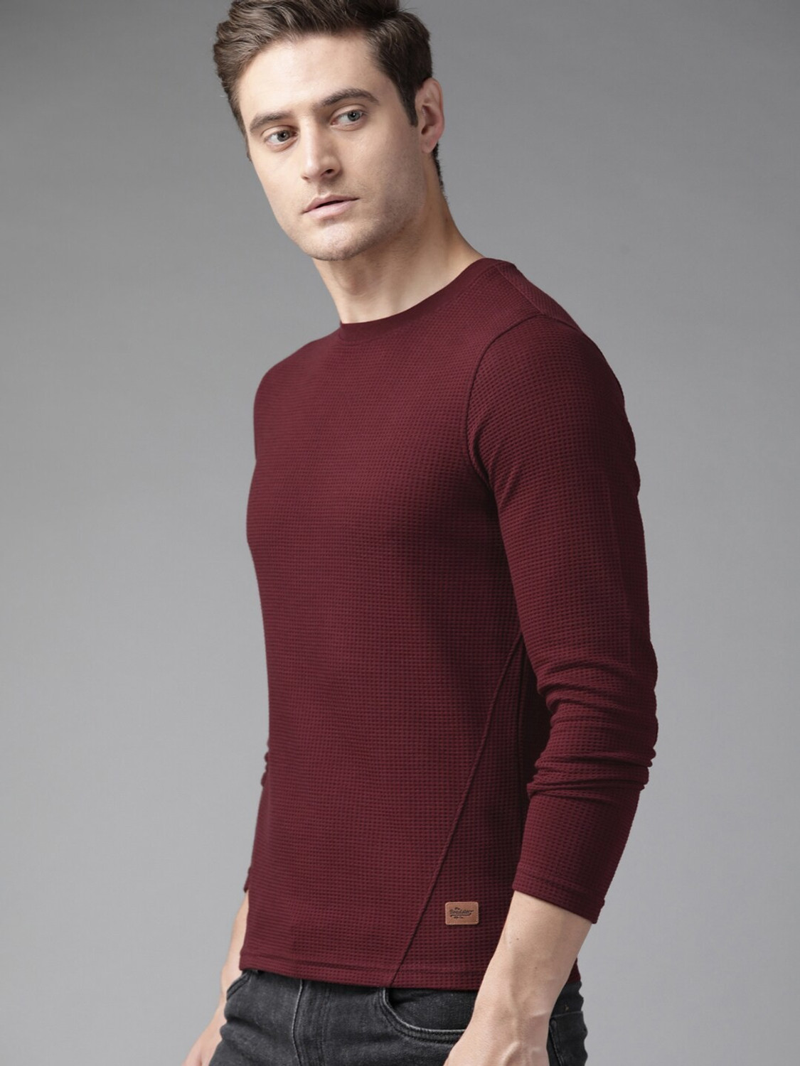 Image of Roadster Solid Men Round Neck Maroon T-Shirt