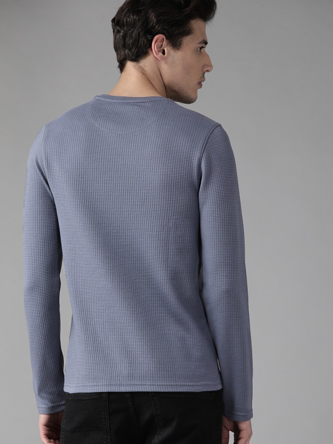 Image of Roadster Solid Men Round Neck Grey T-Shirt