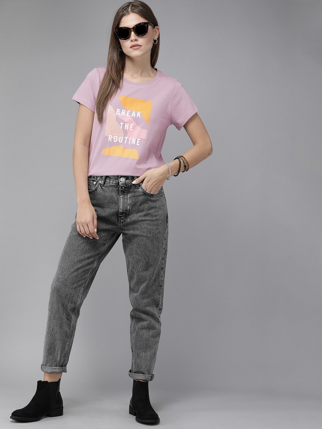 Image of Roadster Printed Women Round Neck Pink T-Shirt