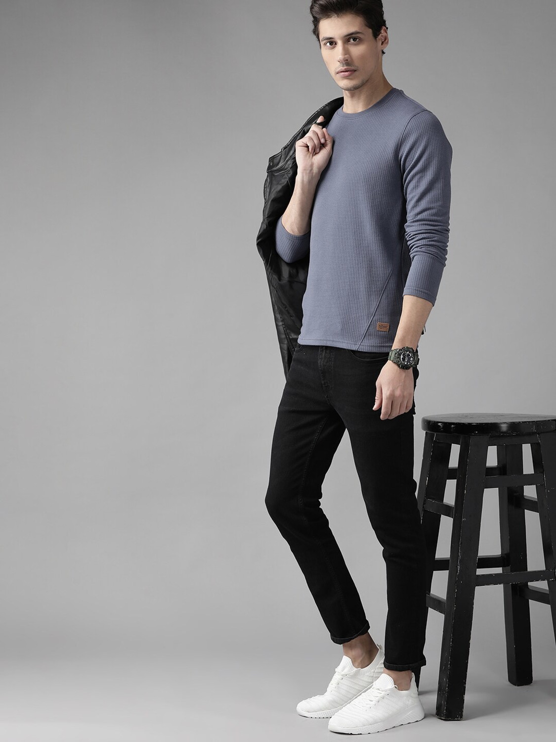 Image of Roadster Solid Men Round Neck Grey T-Shirt