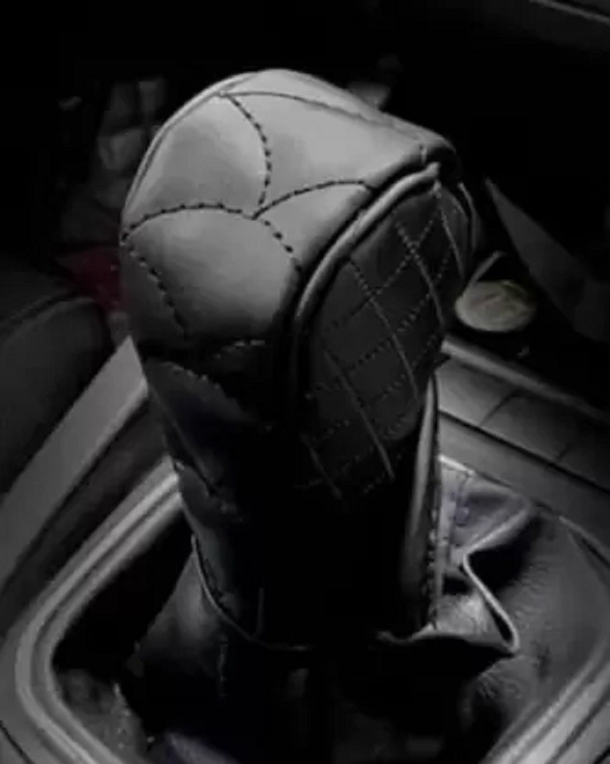 Image of Cloudsale leather Gear Knob