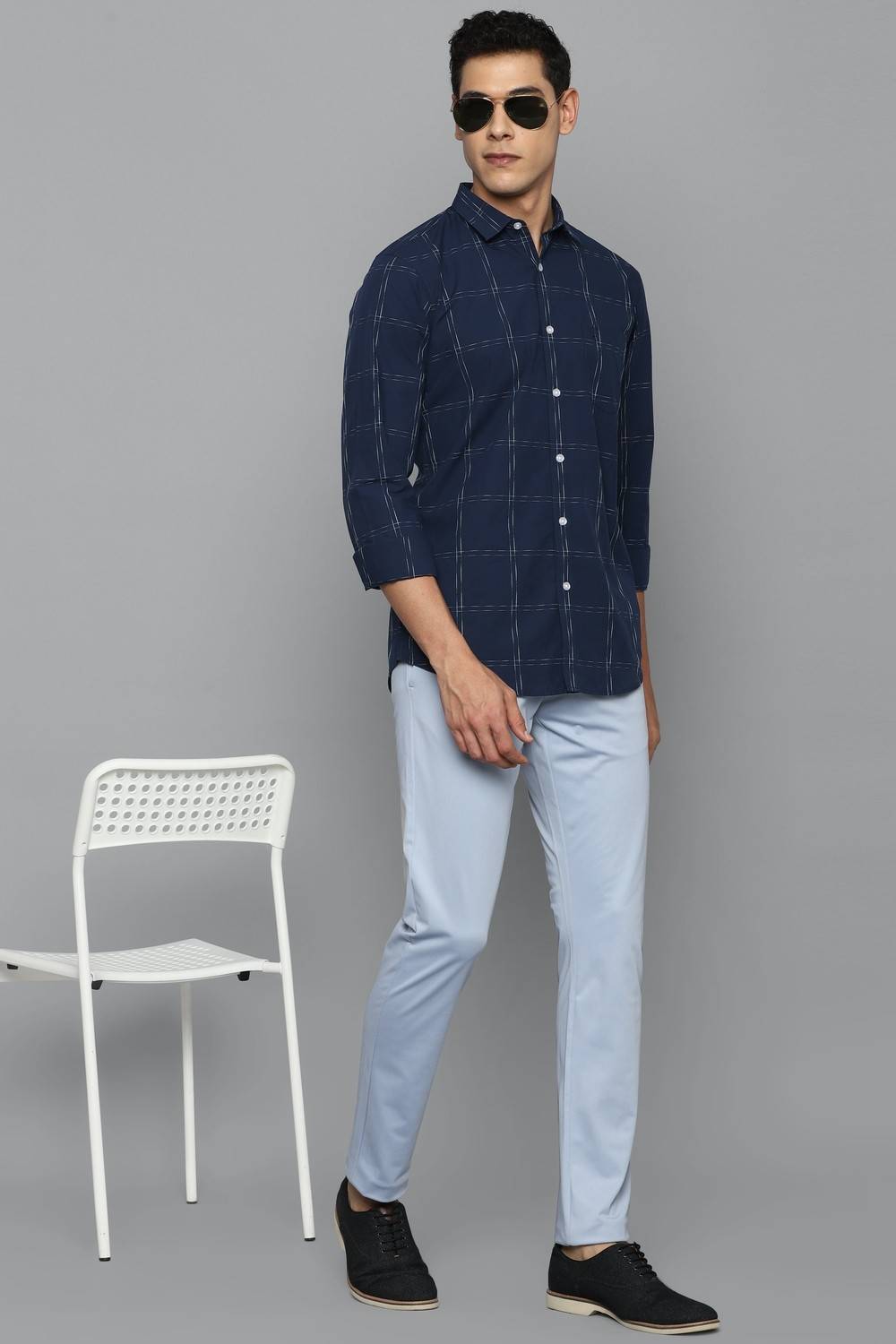 Allen Solly Men Checkered Casual Dark Blue Shirt