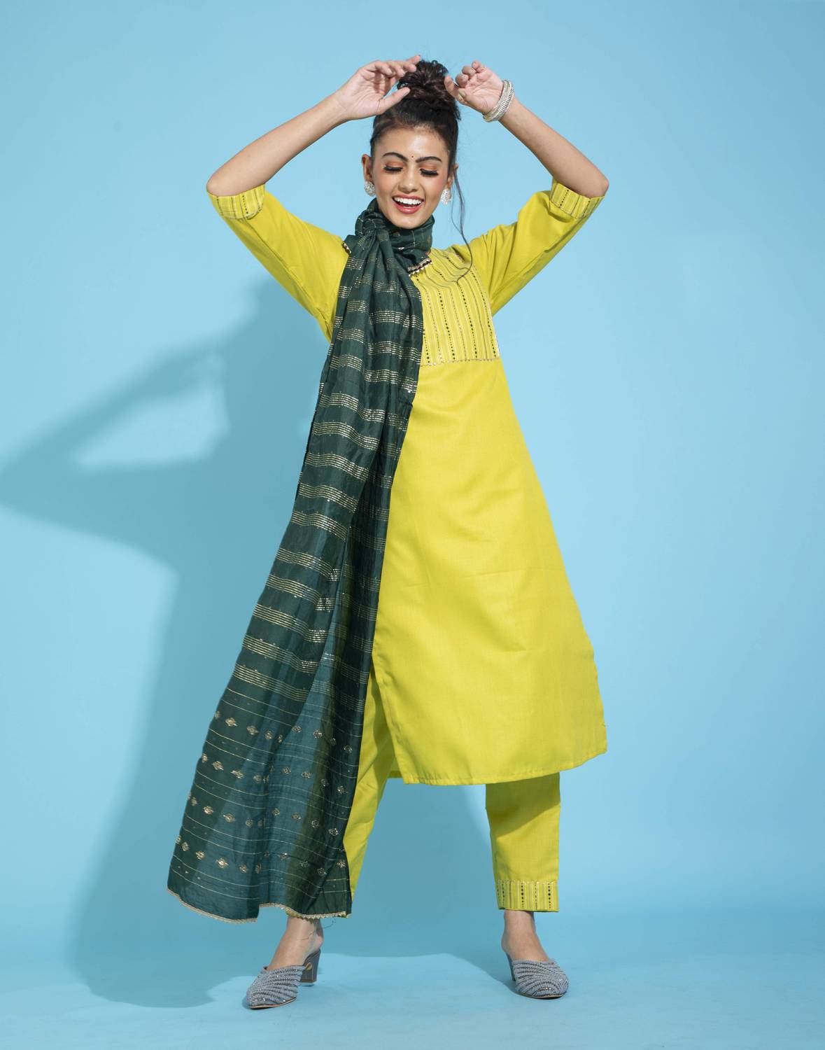 Amrutvarsha Creation Women Kurta Pant Set