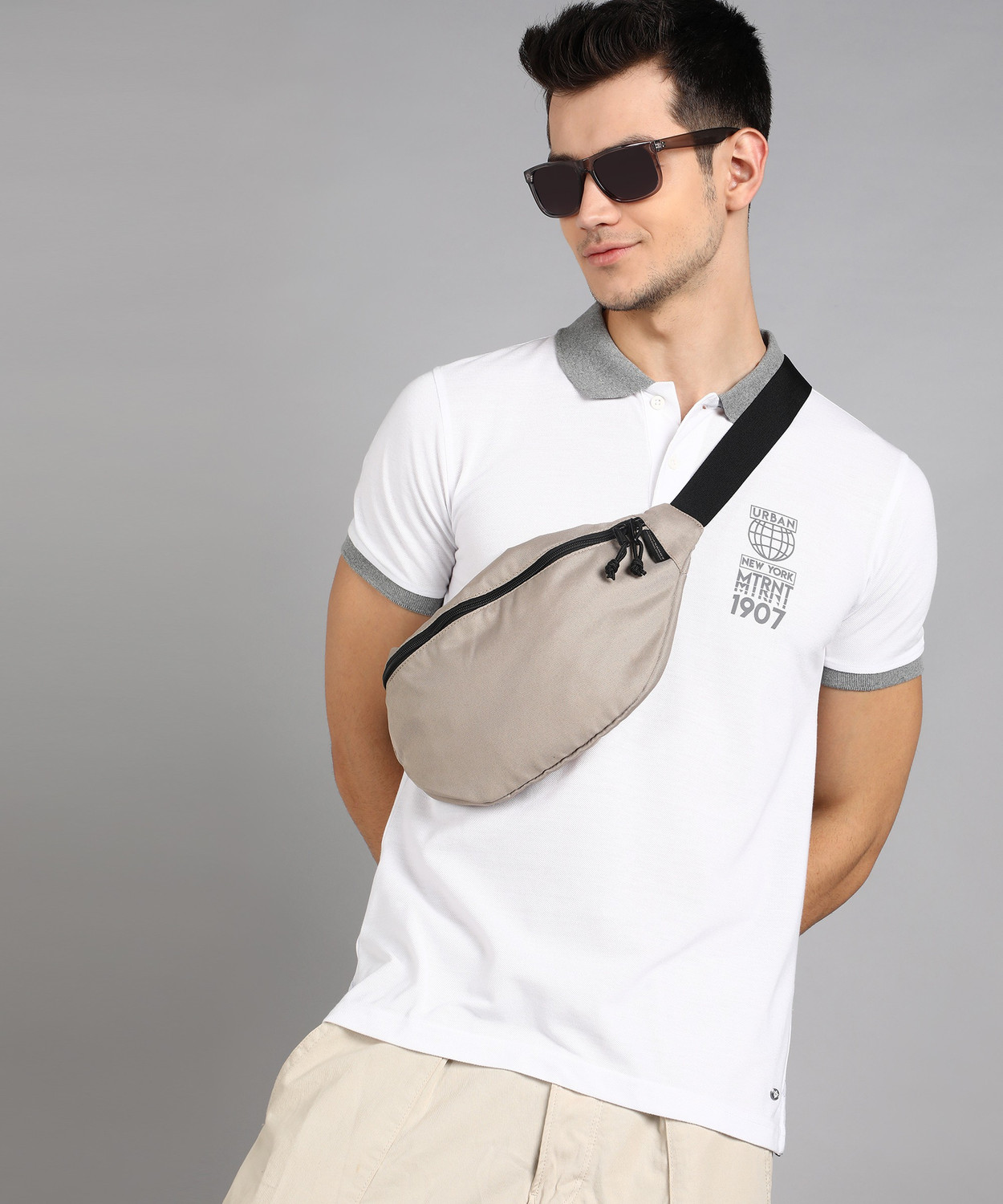 Image of METRONAUT Solid Men Polo Neck White T-Shirt