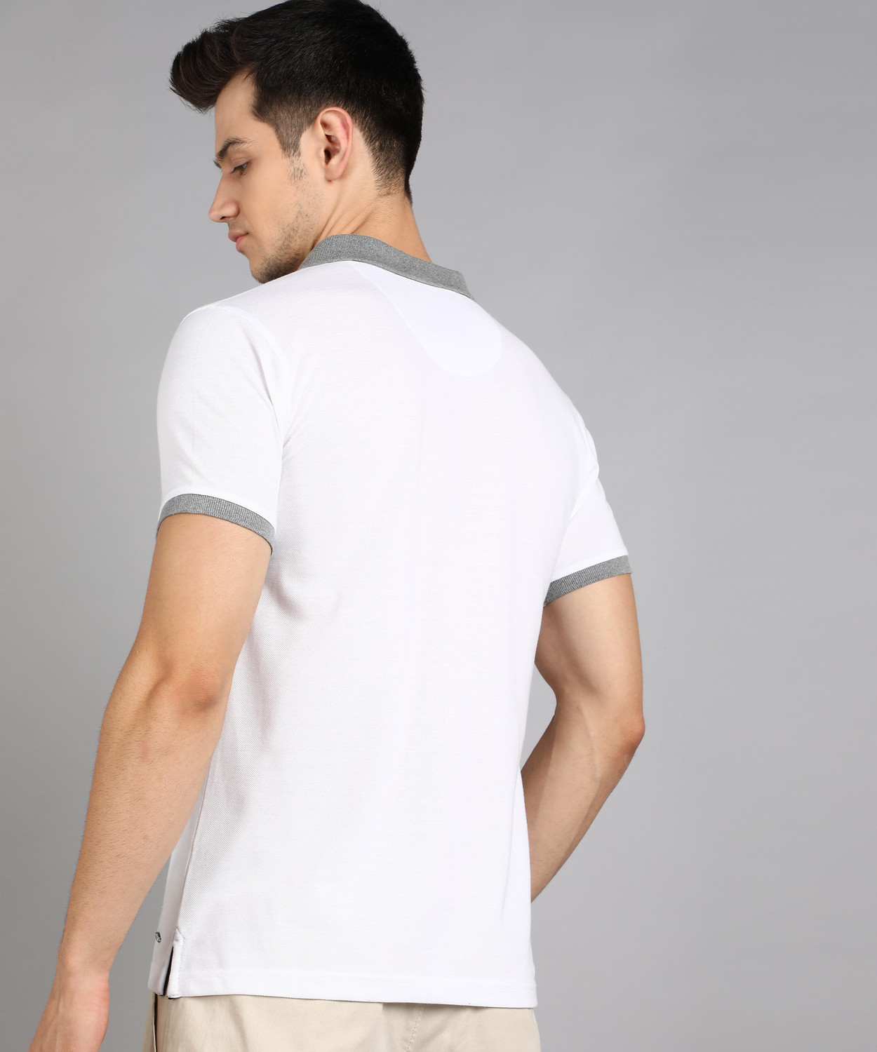 Image of METRONAUT Solid Men Polo Neck White T-Shirt