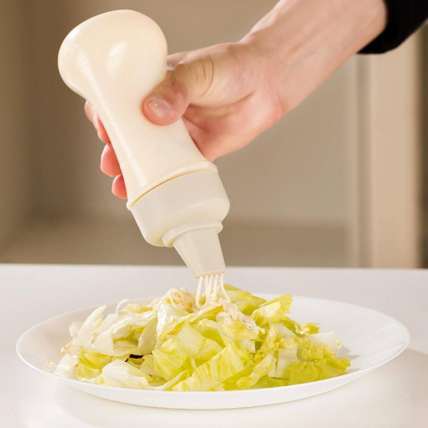 9Up Sauce Dispenser Bottle, Portable Sauce Bottle with Lid Five Holes 350 ml Plastic Bottle