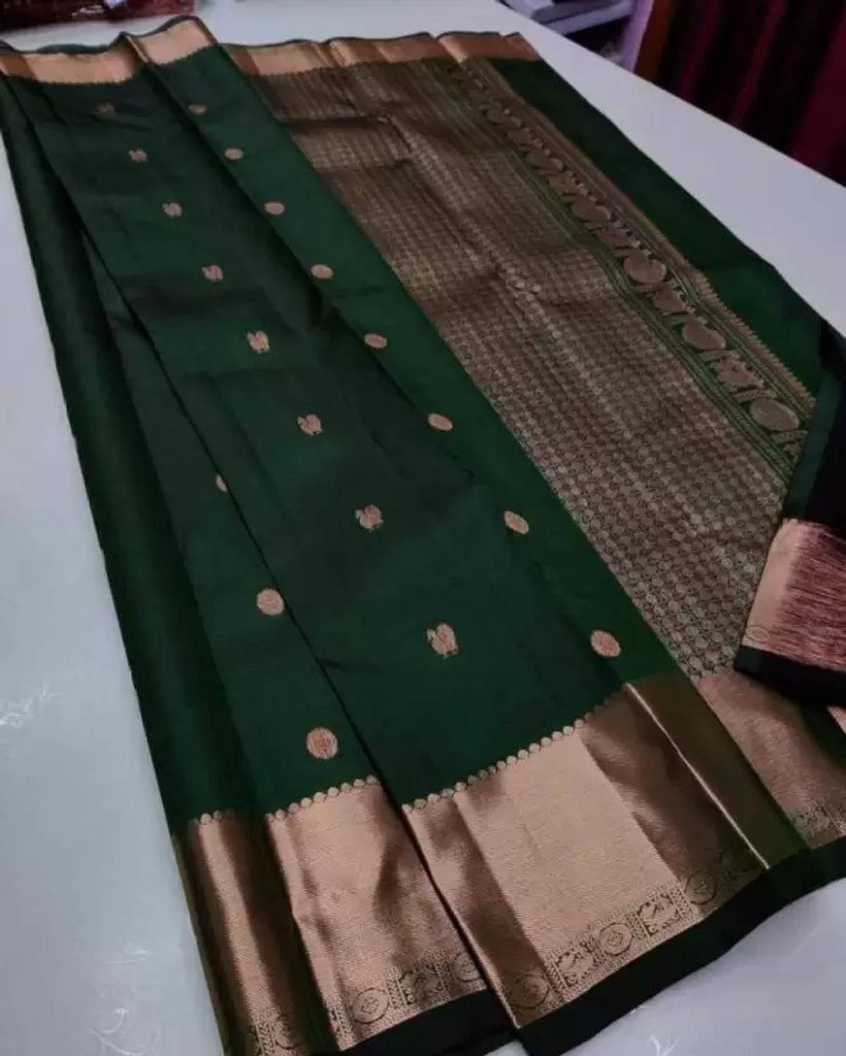 SHOPDROP Woven Kanjivaram Jacquard Saree