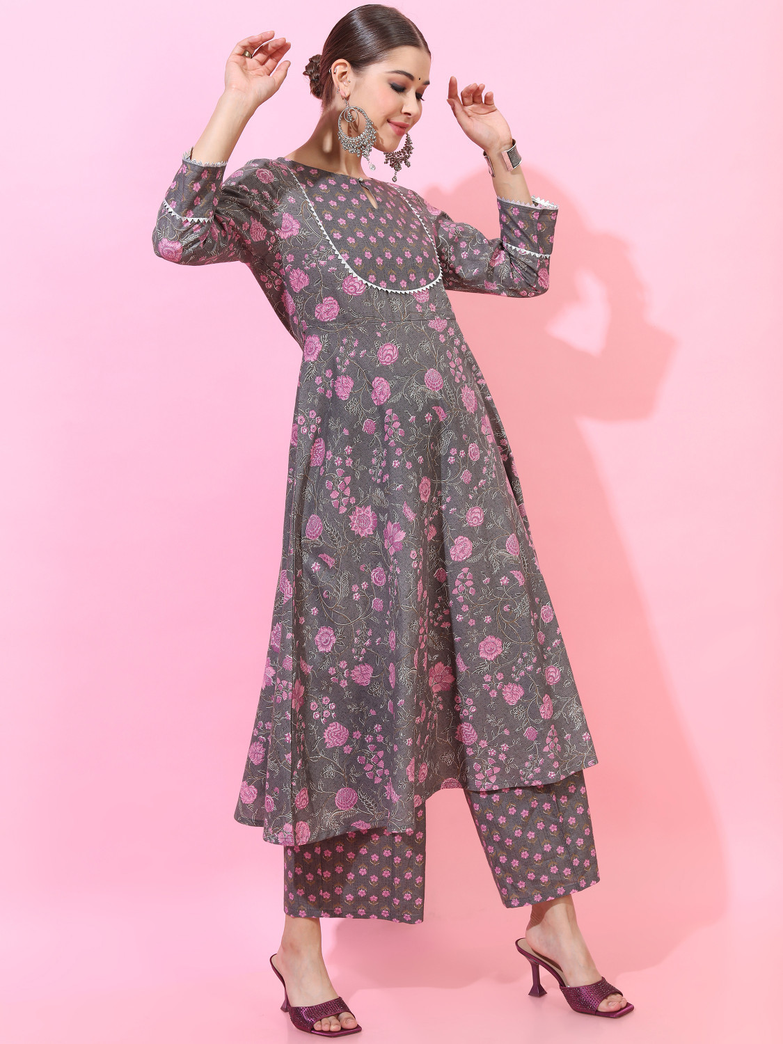 Image of Vishudh Women Kurta Palazzo Set