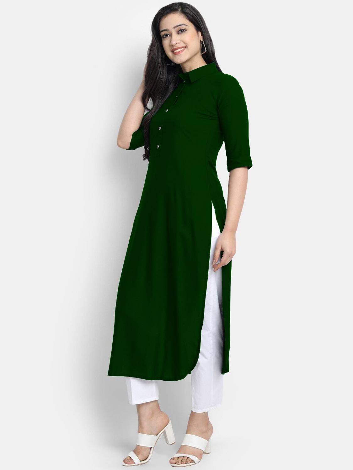looknchoice Women Solid Viscose Rayon Straight Kurta (Green)