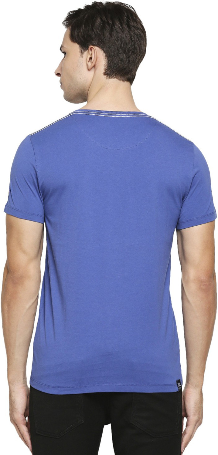 Image of BEING HUMAN Solid Men Henley Neck Blue T-Shirt