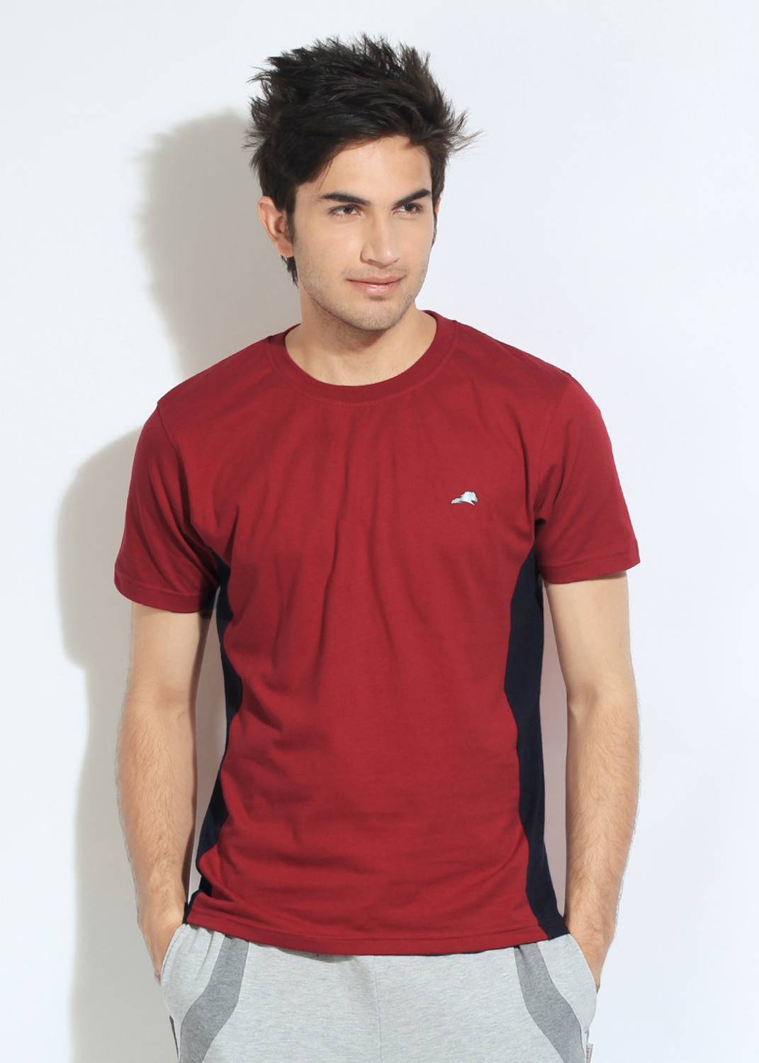 2GO Solid Men Round Neck Red, Blue T-Shirt