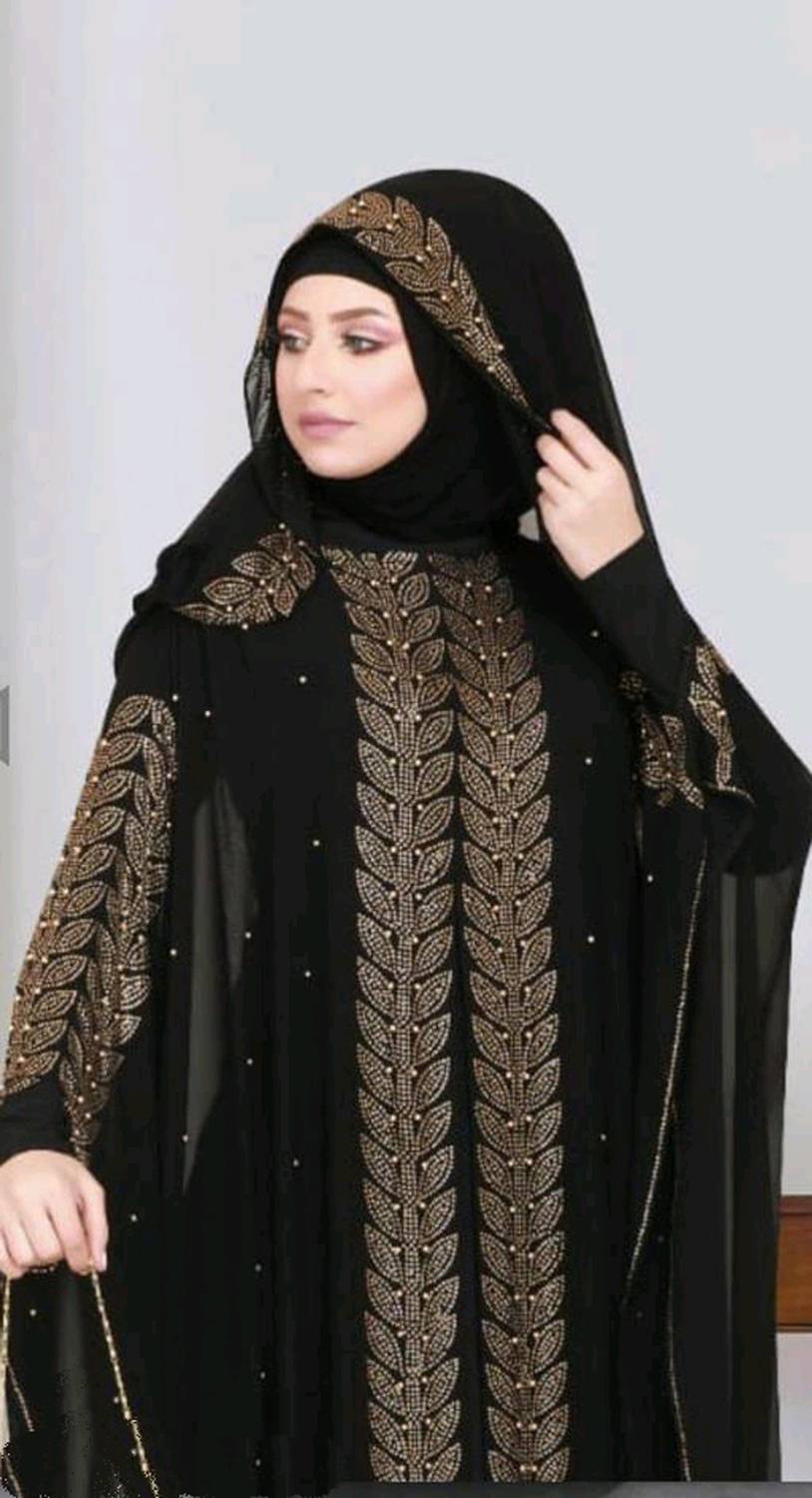 Buraque Designer Nida Matte Solid Burqa With Hijab - Image 2