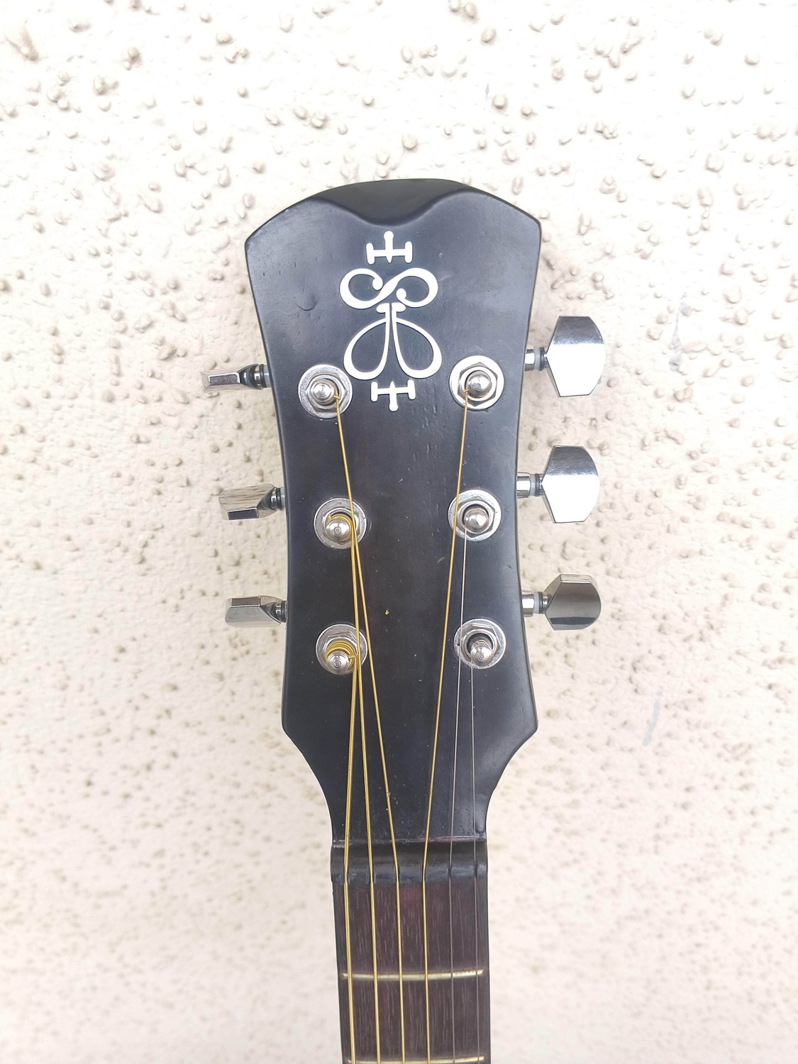 Image of Gipsy Guitars GAC630R Acoustic Guitar Sapele Mahogany Laminate Rosewood Right Hand Orientation
