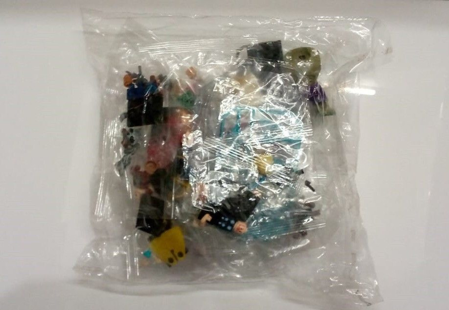 Image of Delite Super Hero Mega Pack 16 AVENGERS Mini Building Blocks Toy Figures Puzzle