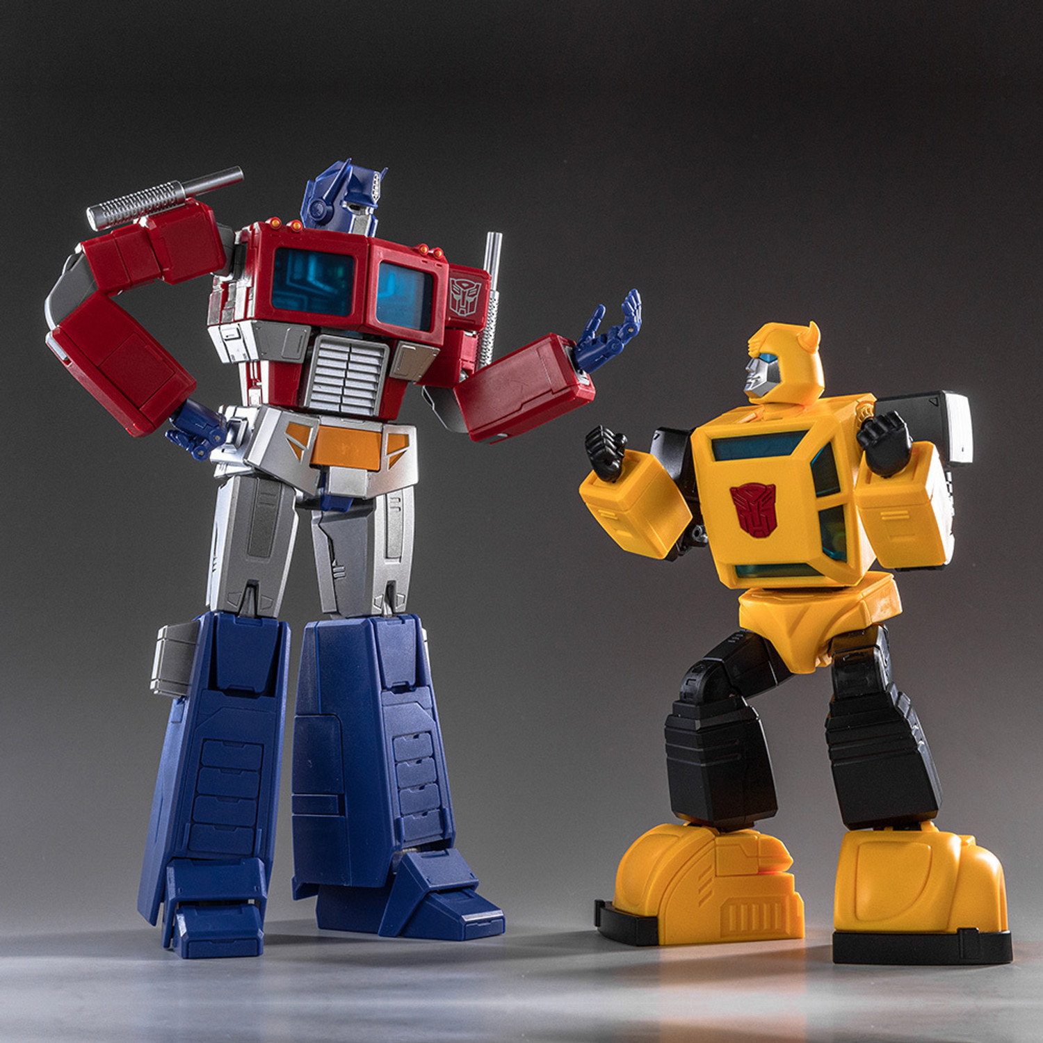 Image of TRANSFORMERS AMK Series W2 Generation One Optimus Prime&Bumblebee Action Figure, Age 15+