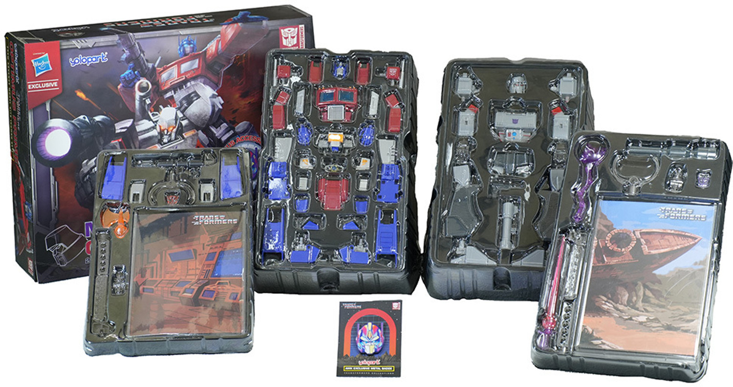 Image of TRANSFORMERS AMK COMBO PACK G1 OPTIMUS PRIME AND G1 MEGATRON