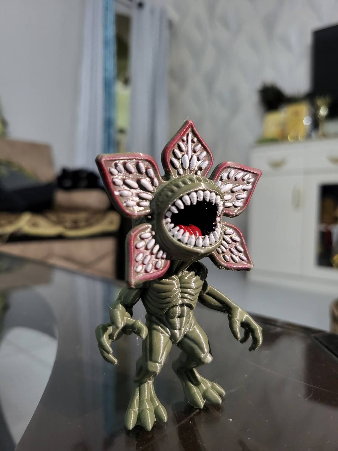 T*ん様 Stranger Things Demogorgon フィギュア　イン Buy McFarlane Stranger Things - 10 Inch Action Figure - Demogorgon