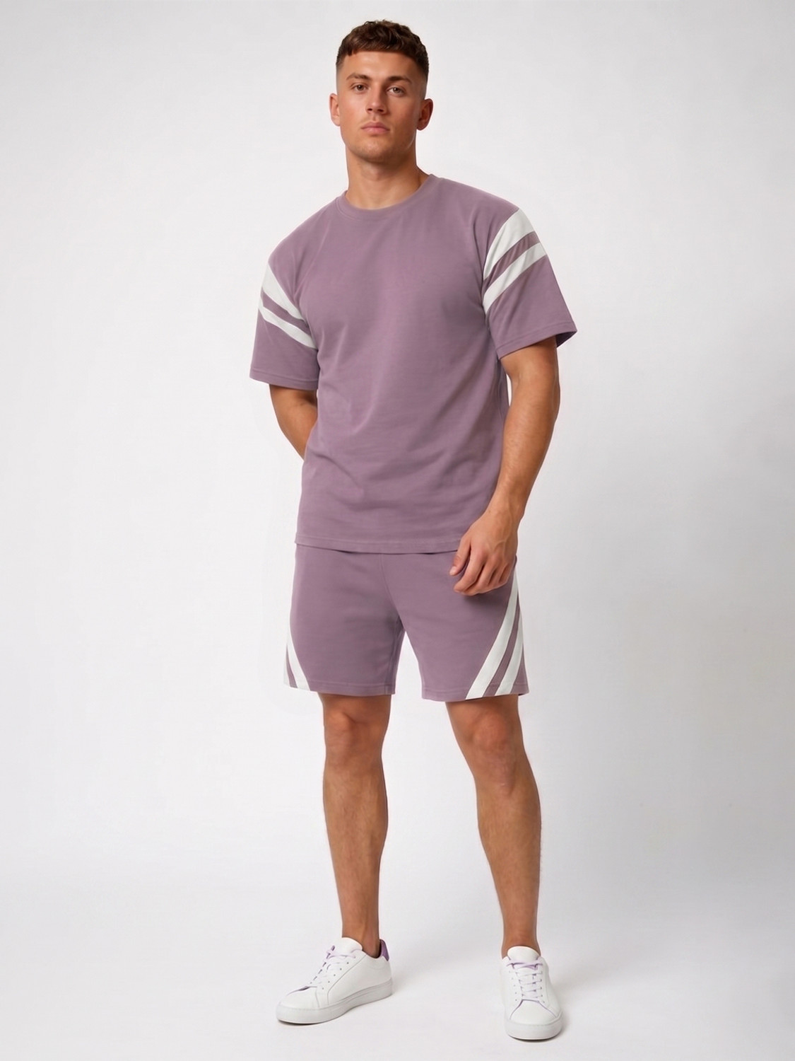 Image of CHKOKKO Tshirt Regular Shorts Co-ords Set