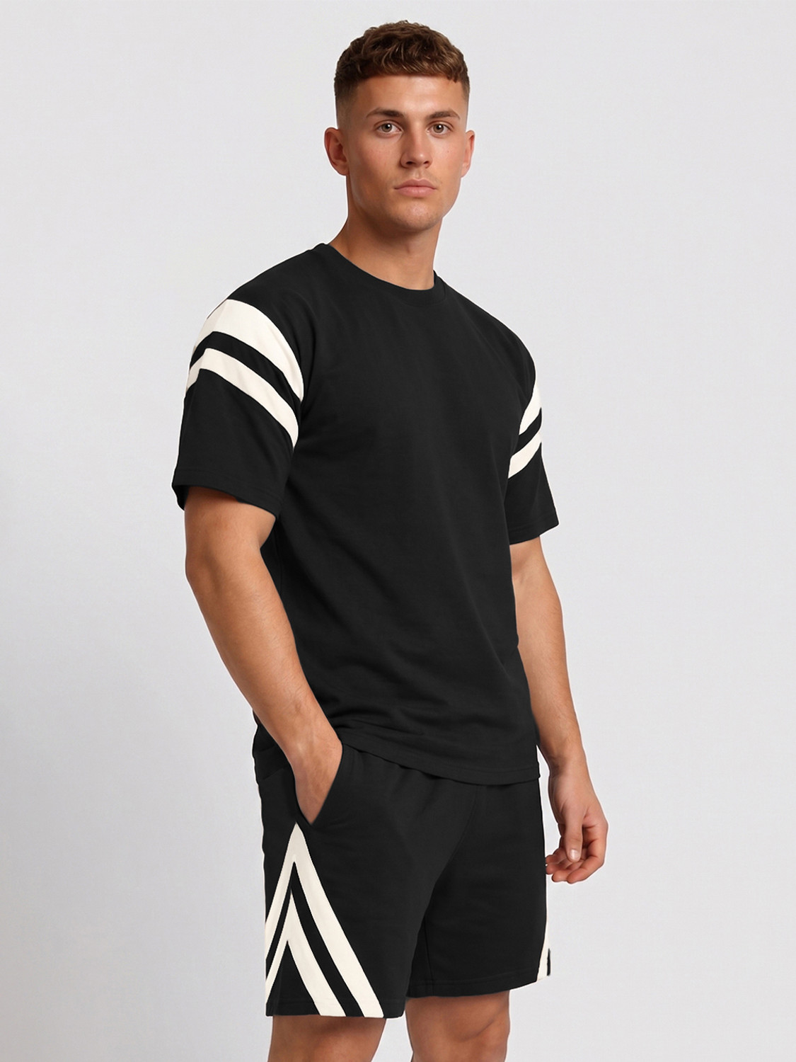 Image of CHKOKKO Tshirt Regular Shorts Co-ords Set