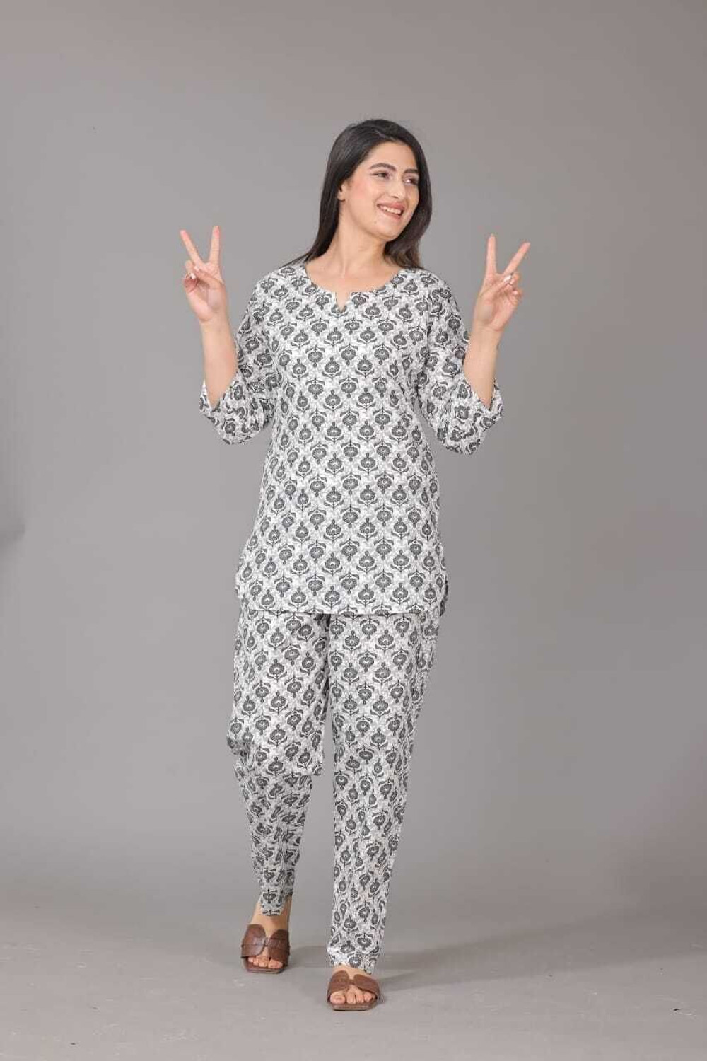 Image of GAURAV CHEEPA Top Pant Co-ords Set
