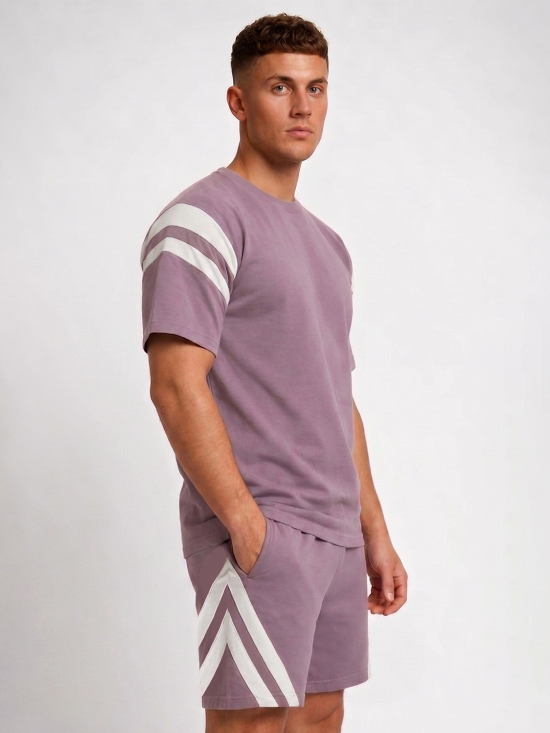 Image of CHKOKKO Tshirt Regular Shorts Co-ords Set
