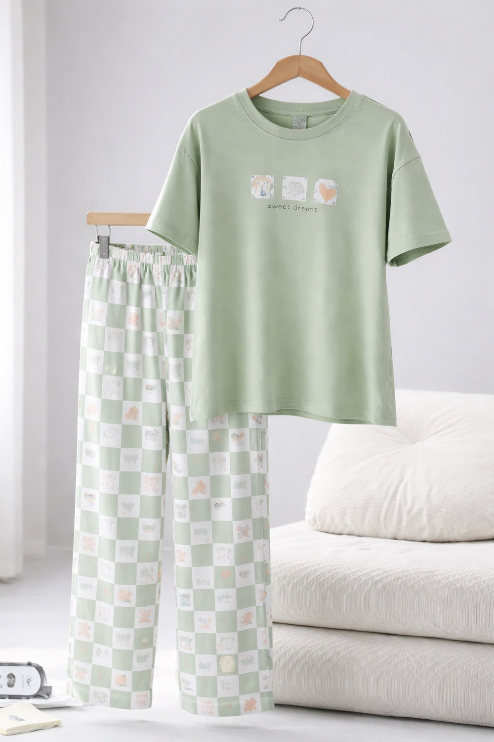 Image of BYAARA CREATION Tshirt Palazzos Co-ords Set