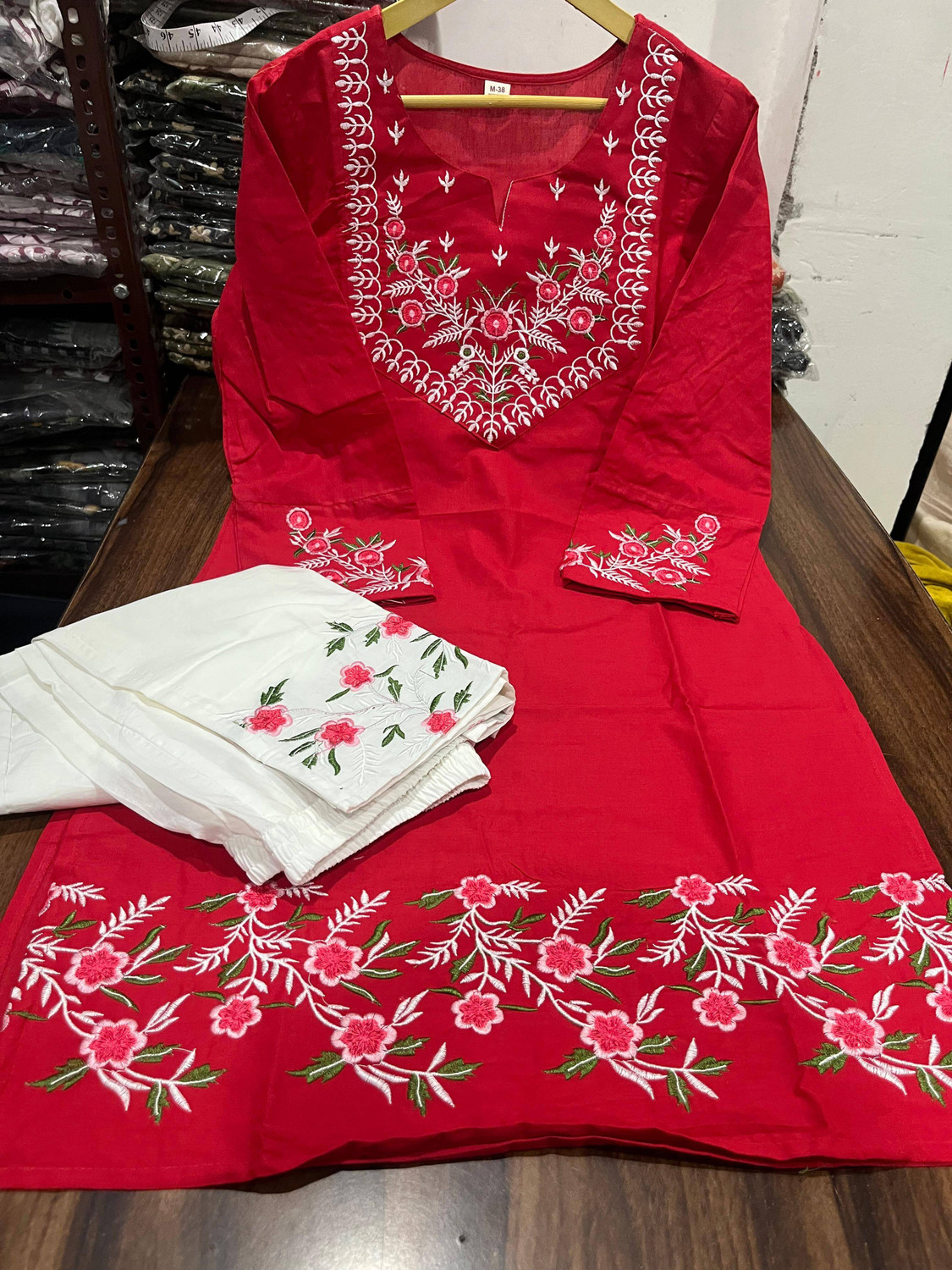 Image of VASTRALORE Top Pant Co-ords Set