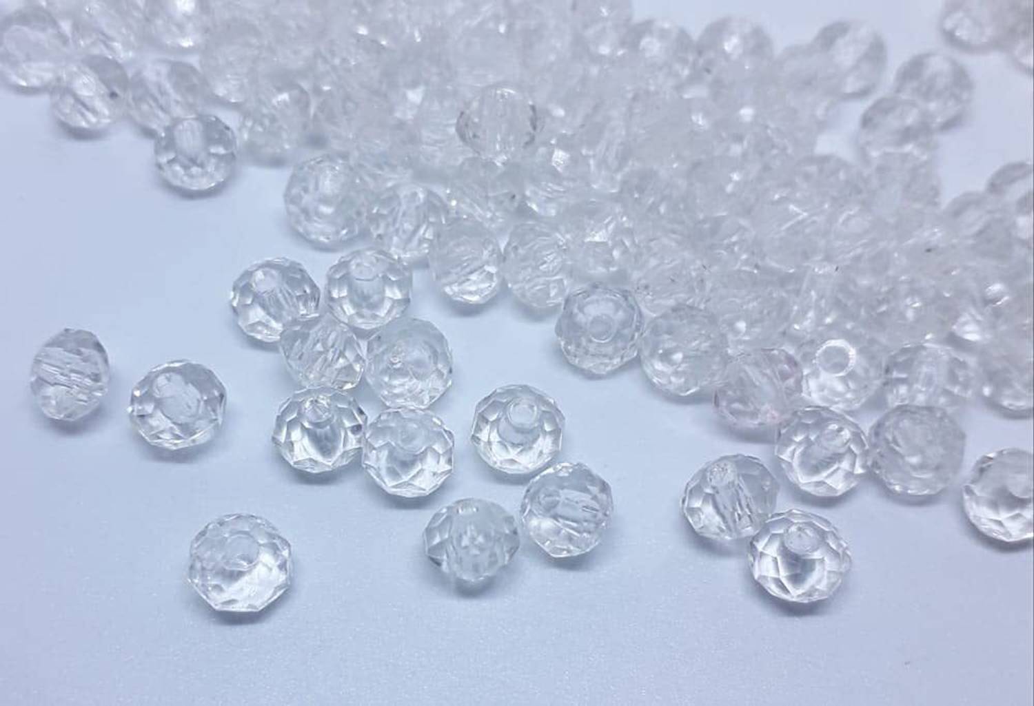 AAASAH White Crystal Fancy Cutting Acrylic Beads For Jewellery Making 8 MM (200 pcs)