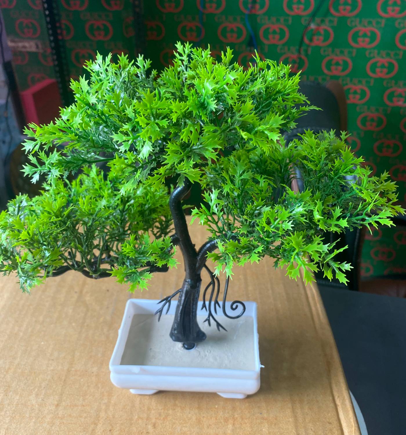 ALVARIO Green Dhania Plant decorative artificial plant Green Wild Flower Artificial Flower with Pot