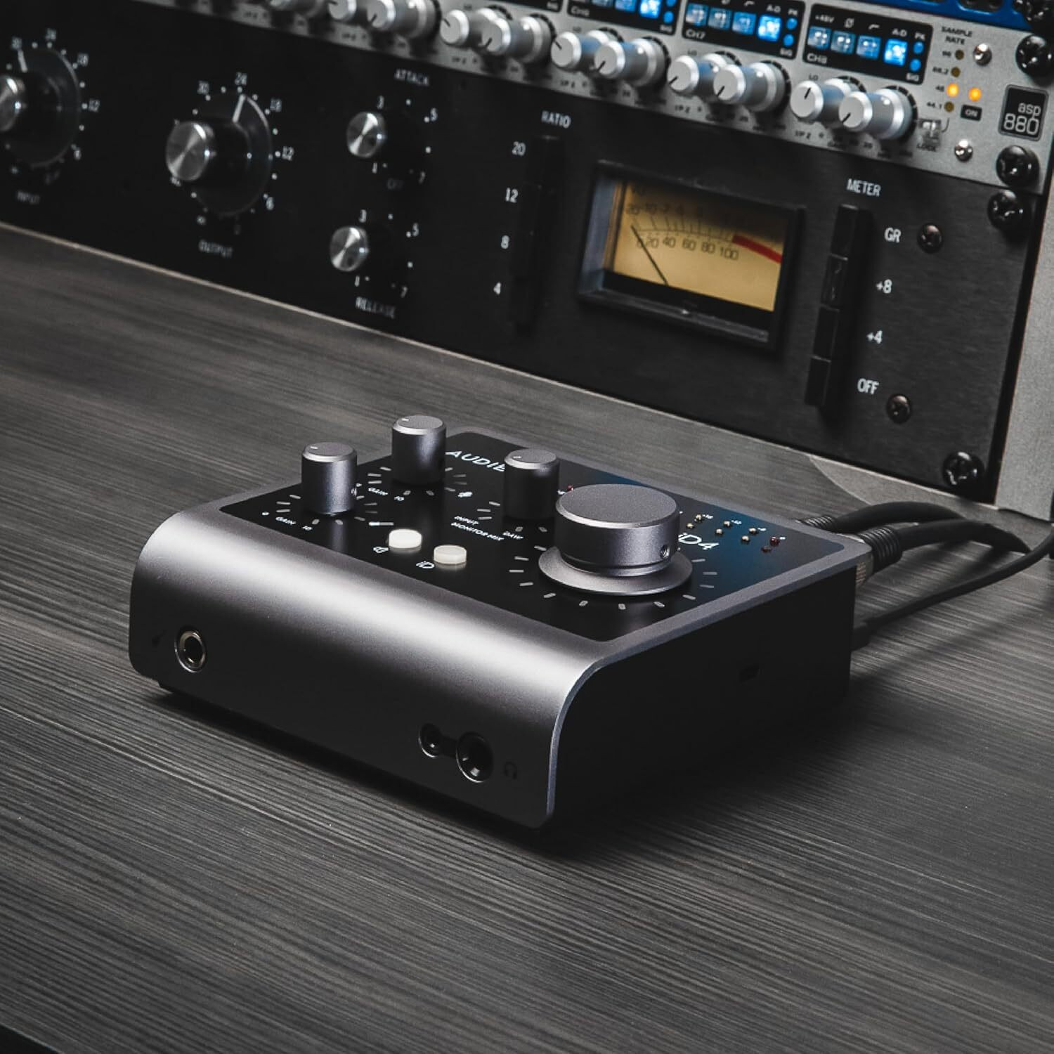Image of AUDIENT iD4 (MKII) 2in /2out High-Performance USB 3.0 with Console Mic Preamp Audio Interface
