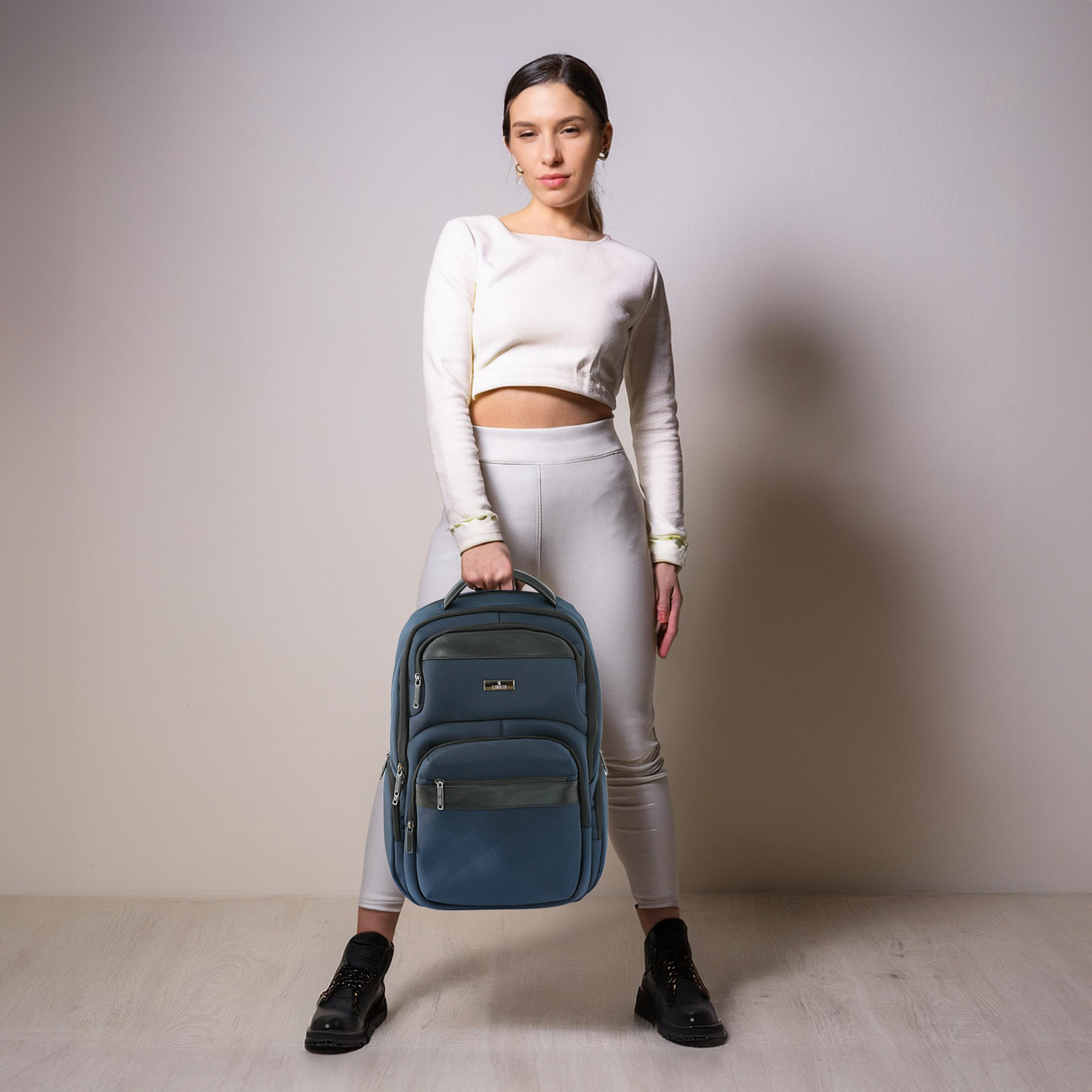 Image of The CLOWNFISH Haven Series Laptop Backpack 35 L Backpack