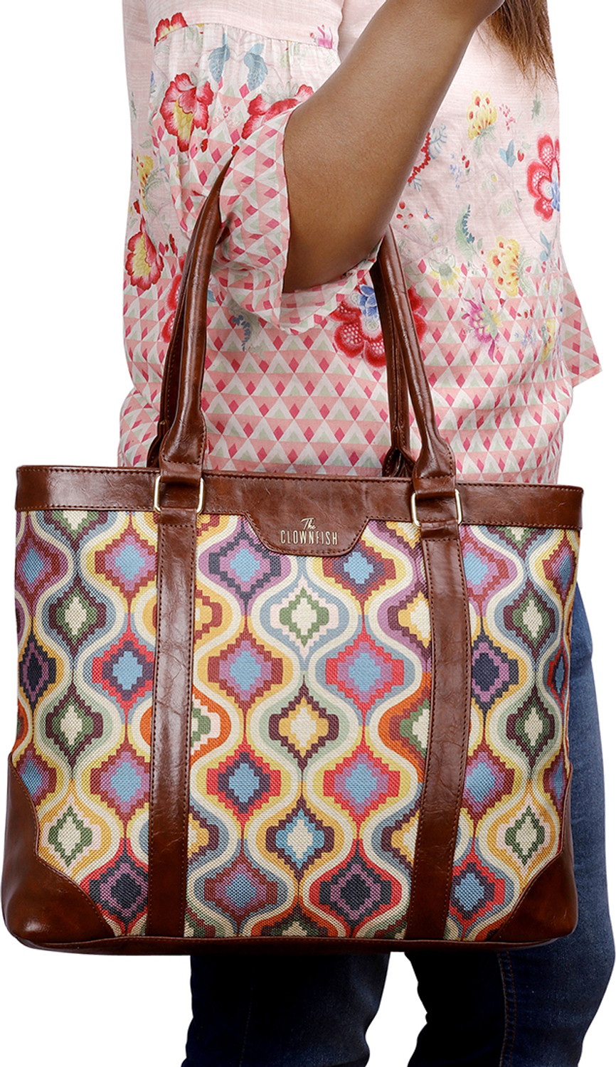 Image of The CLOWNFISH Miranda Series 14 inch Laptop Bag For Women Printed Fabric Hand Messenger bag 15.6 L Laptop Backpack