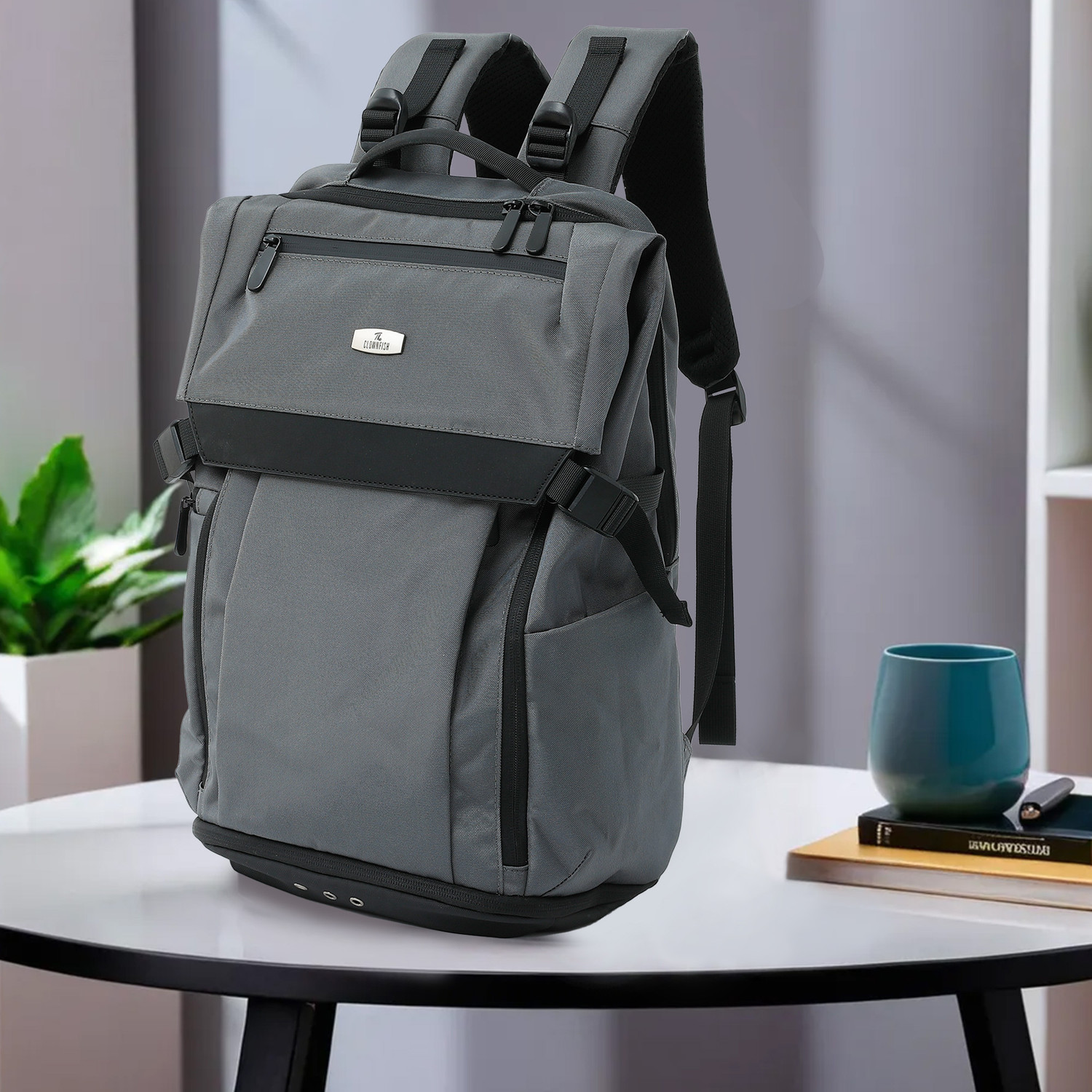 Image of The CLOWNFISH Tango Series Backpack 28 L Backpack