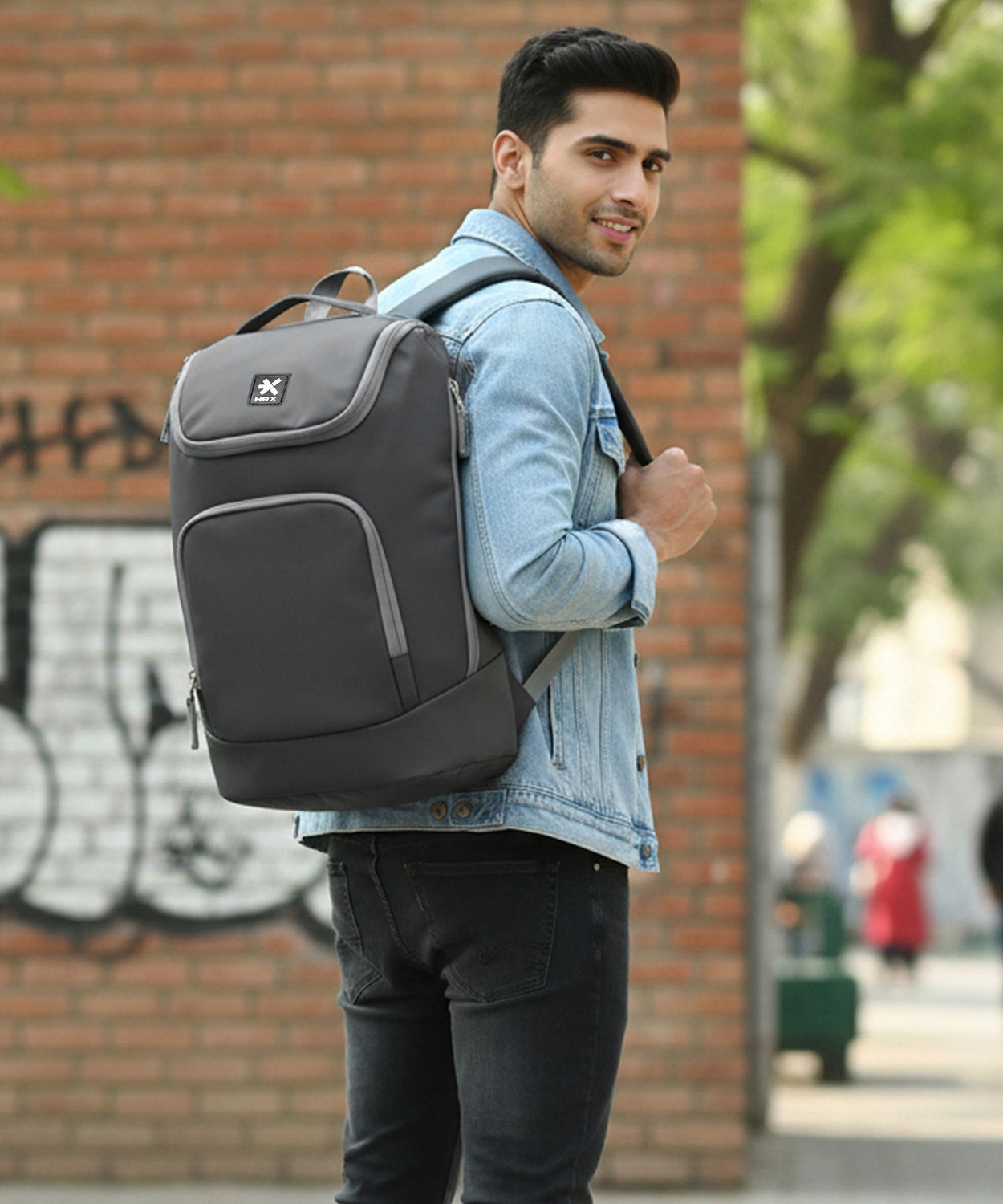 Image of HRX by Hrithik Roshan URBANO Unisex Bag with rain cover Office /School /College /BusinessC-20.1L 20.1 L Laptop Backpack