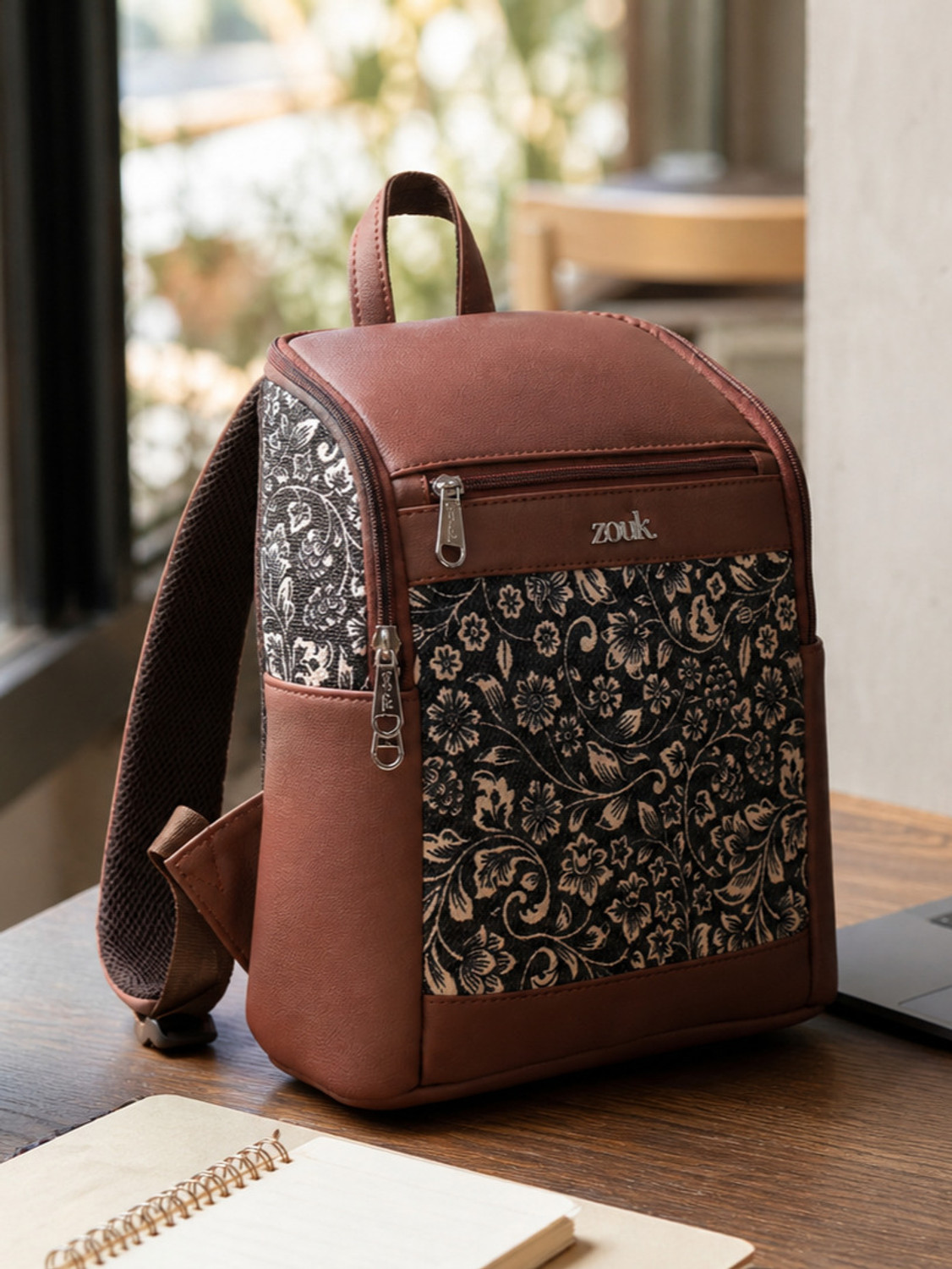Image of ZOUK FloMotif Amalia Daypack 10.6 L Laptop Backpack