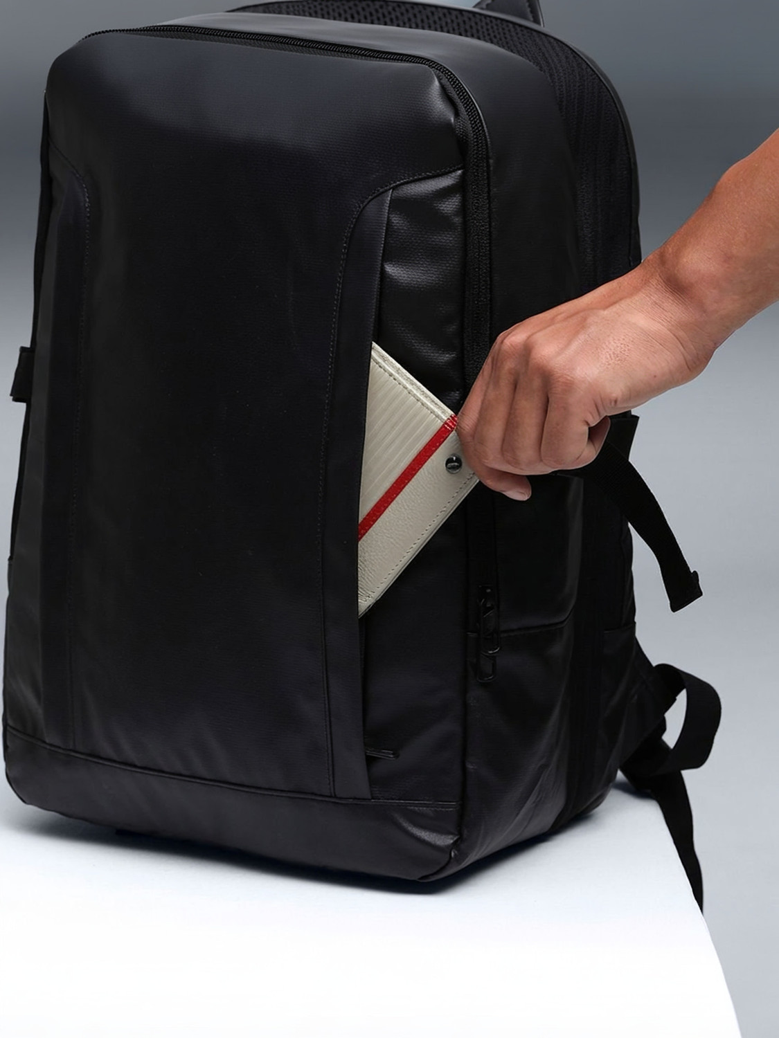 Image of PUMA Travel Backpack V1 IND 21 L Backpack