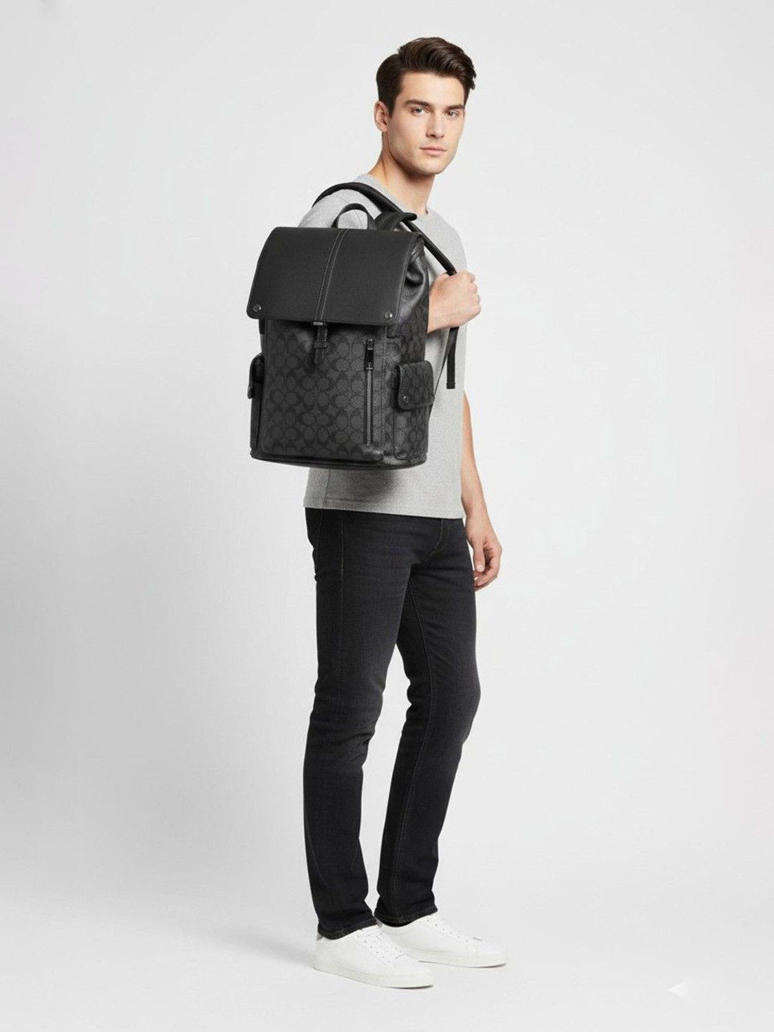 Image of Mast & Harbour Mast37906231 25 L Backpack