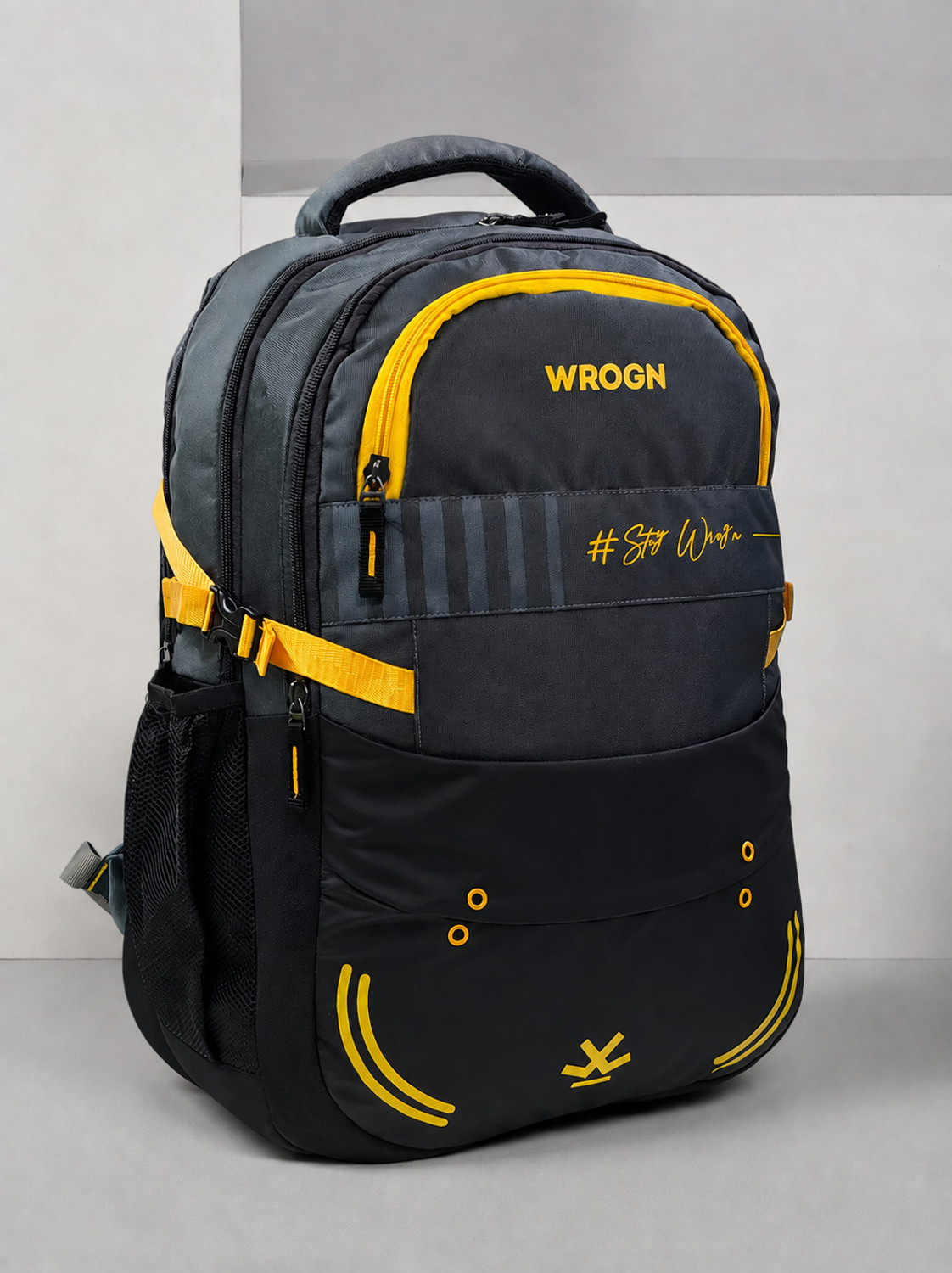 Image of WROGN Large 45 L Laptop Backpack Unisex Nomad 2.0 with Rain Cover 45 L Laptop Backpack