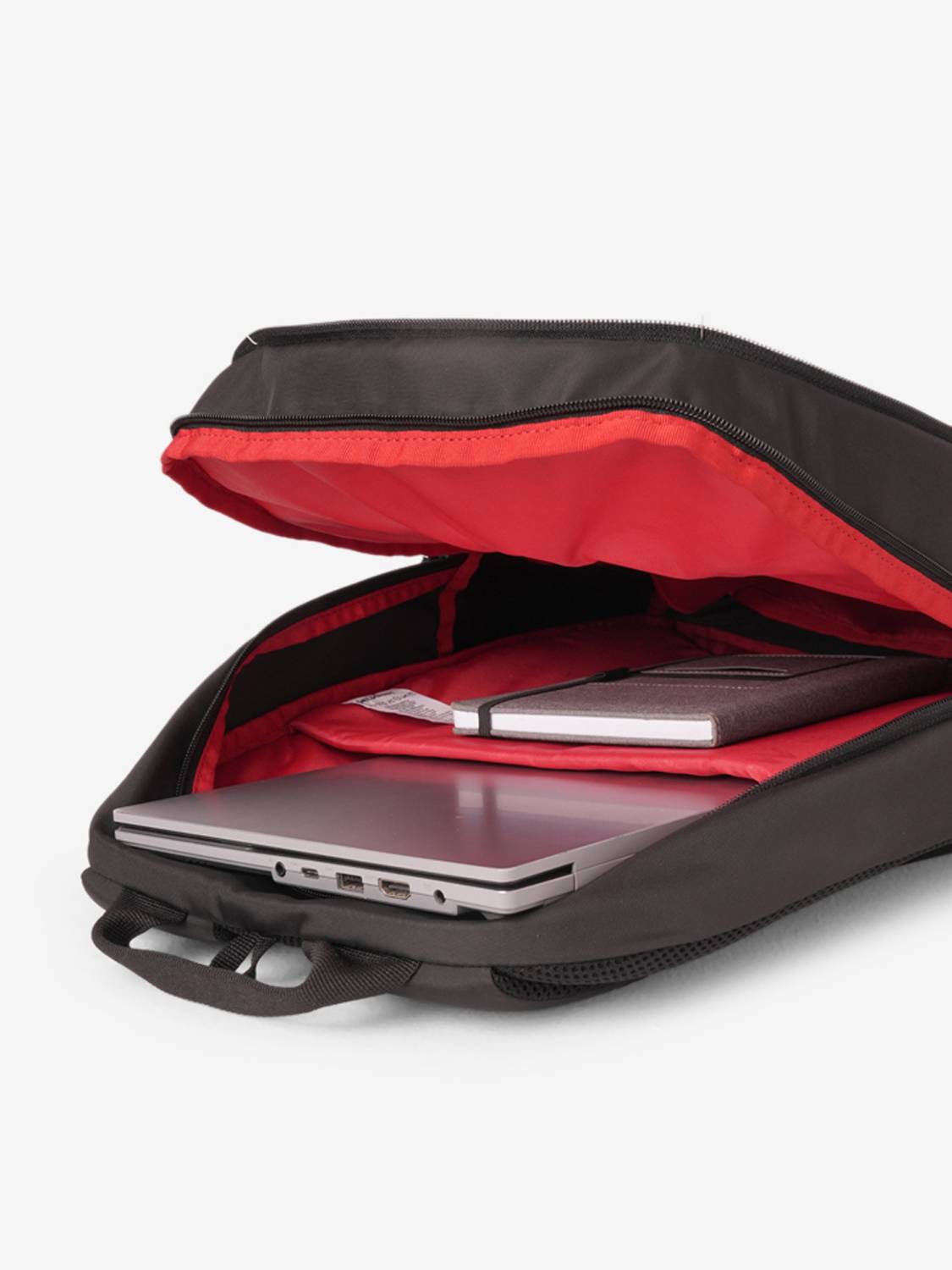 Wildcraft Howler 35L Black Laptop Backpack - Image 5