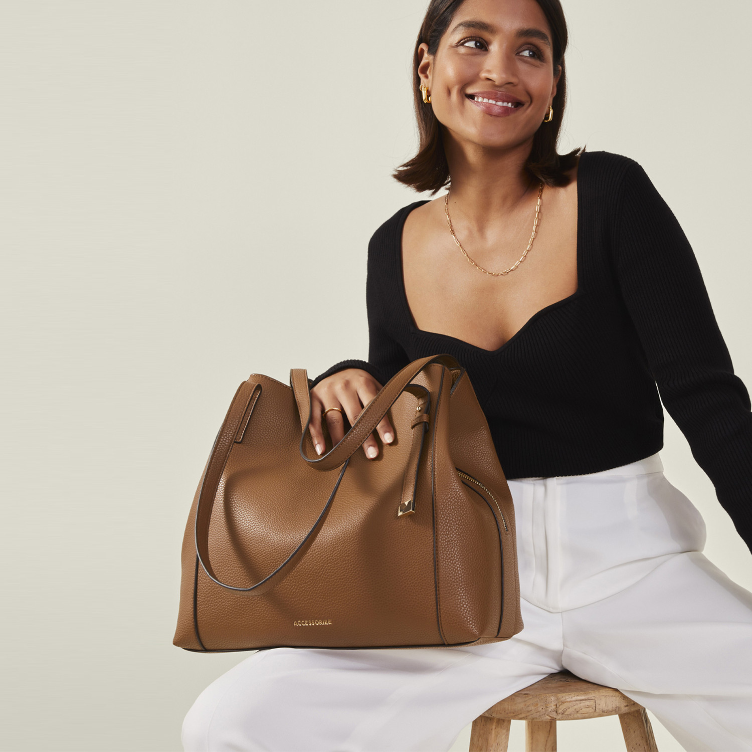 Image of ACCESSORIZE LONDON Women's Bucket Shoulder Bag Shoulder Bag