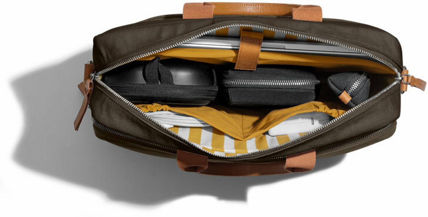 Image of DailyObjects All Clove Commute Messenger Large Laptop Bag