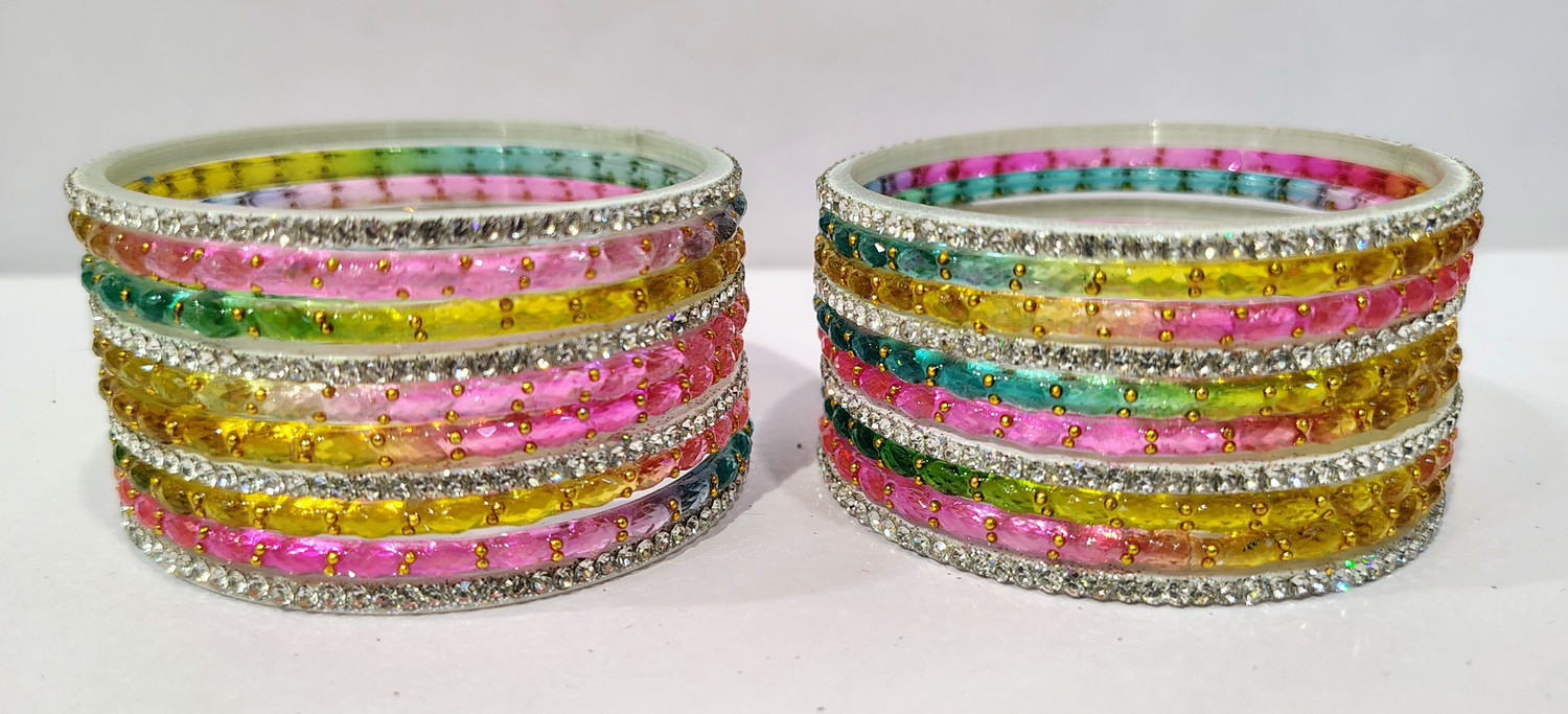 Image of zhcp Glass Zircon Bangle Set
