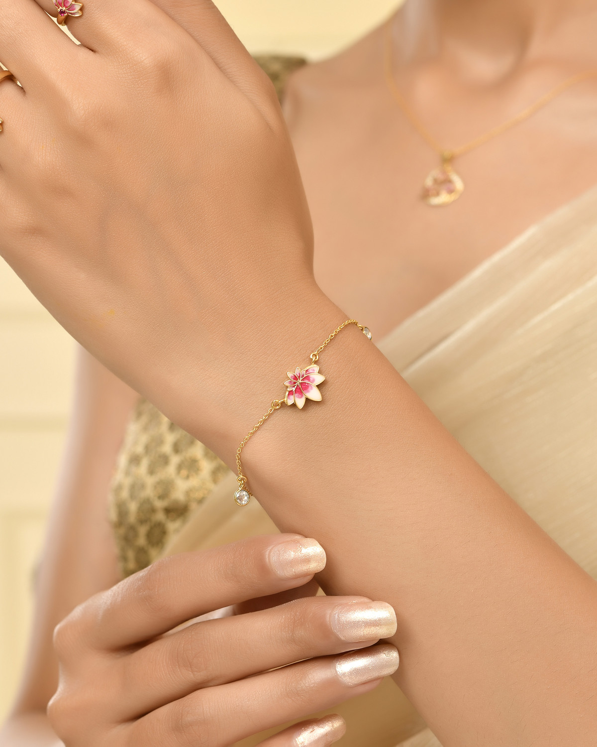 Image of ROOVI Sterling Silver Silver Bracelet